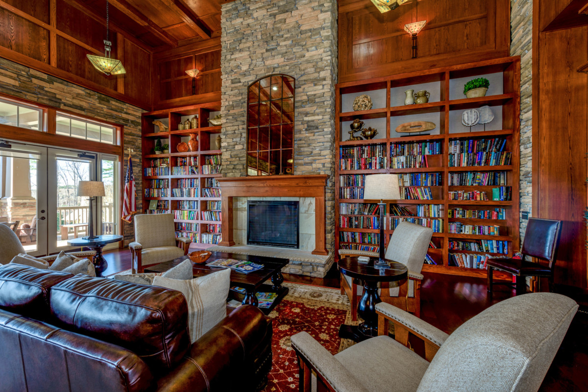 Soleil Laurel Canyon clubhouse